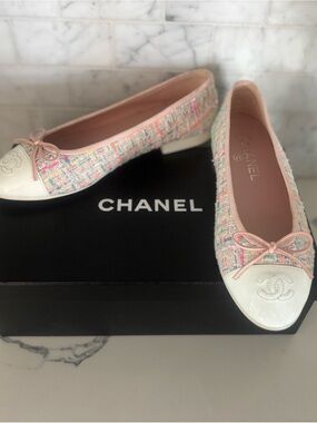 Authentic Chanel Pink Tweed Cap-Toe Ballet Flats 🌸